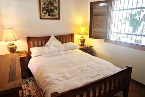 V587 Property Photos (8)