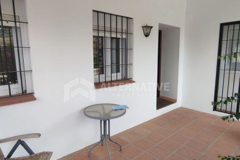 V589 Property Photos (14)