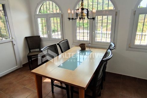 V589 Property Photos (4)